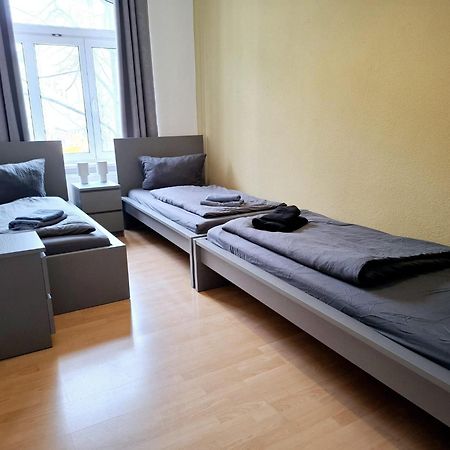 Altbauwohnung Direkt An Der Karli Mit Balkon - Netflix Inklusive Leipzig Extérieur photo