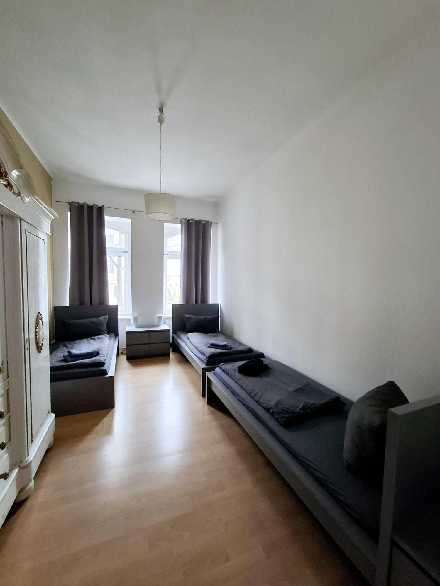 Altbauwohnung Direkt An Der Karli Mit Balkon - Netflix Inklusive Leipzig Extérieur photo